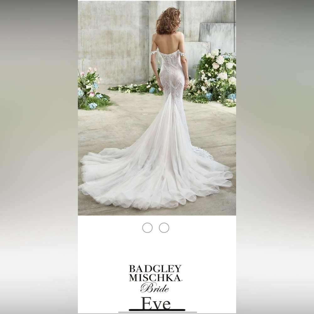 WEDDING DRESS NEW